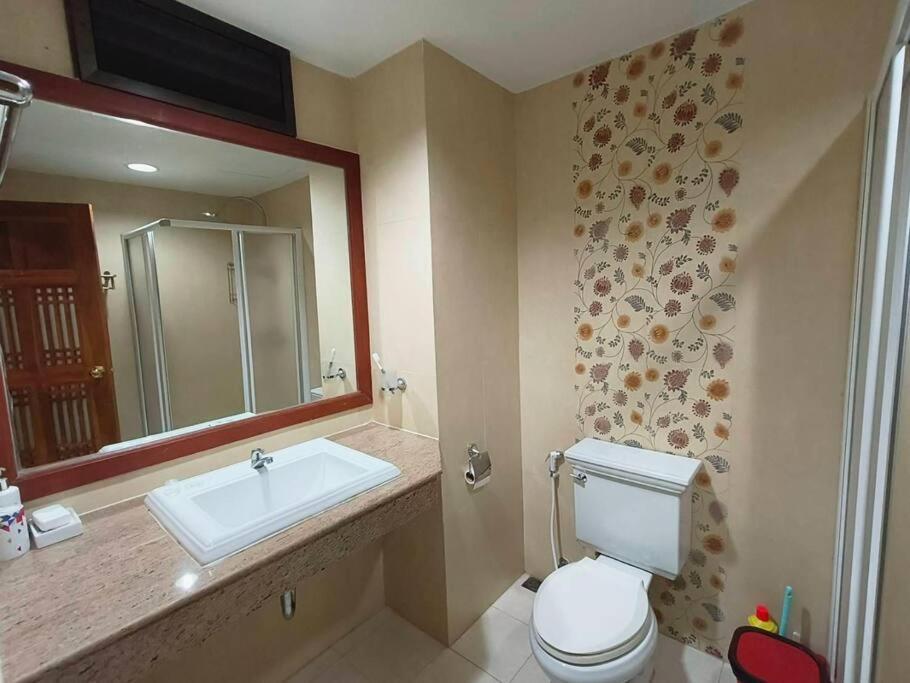 Baan Klang Condo In Central ホアヒン郡 エクステリア 写真